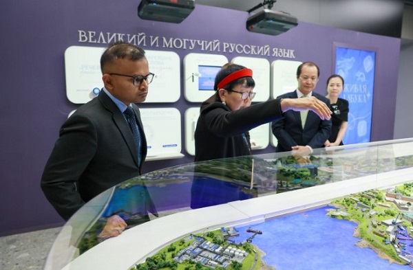 Heads of Consulates General in Vladivostok Attend the Festive Opening Program of the National Center "Russia" Branch in Primorye